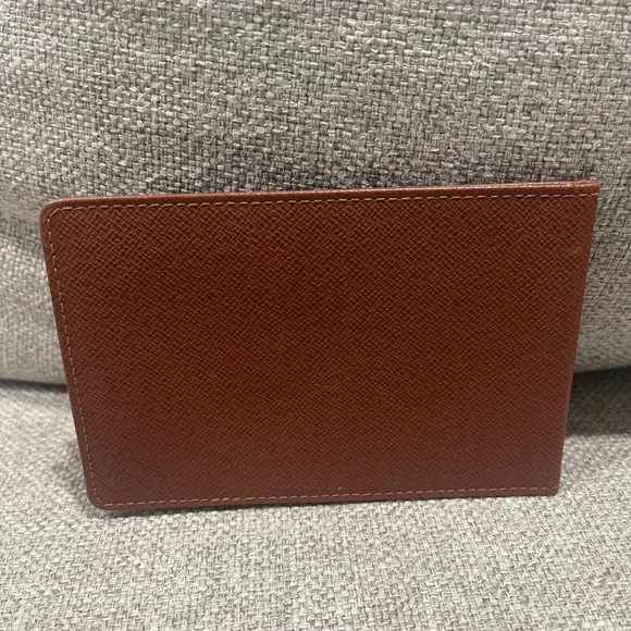 LOUIS VUITTON EPI BI-FOLD LEATHER ID/CARD CASE HOLDER - Picture 3 of 10